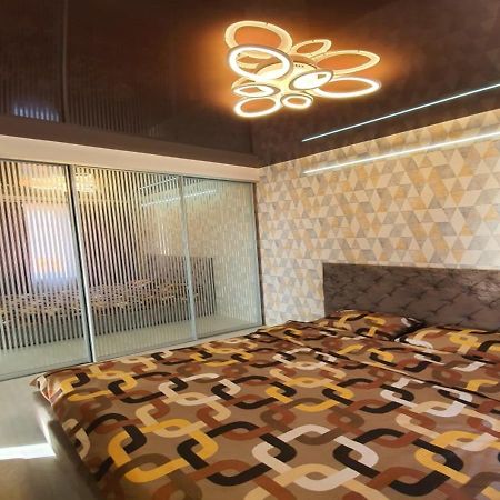 Lux New Apartment 2019 Harkiv Exterior foto
