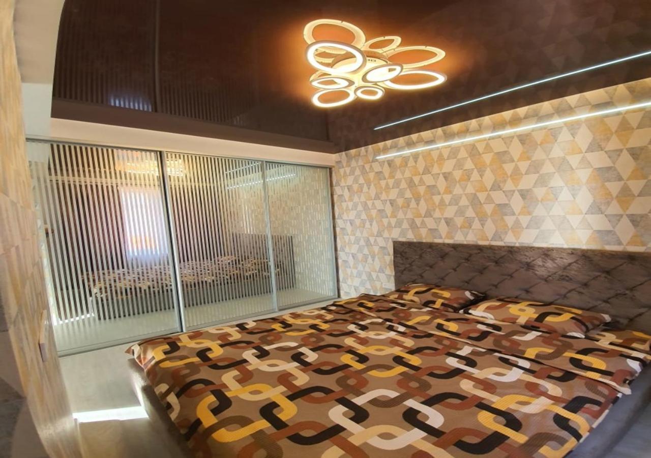 Lux New Apartment 2019 Harkiv Exterior foto